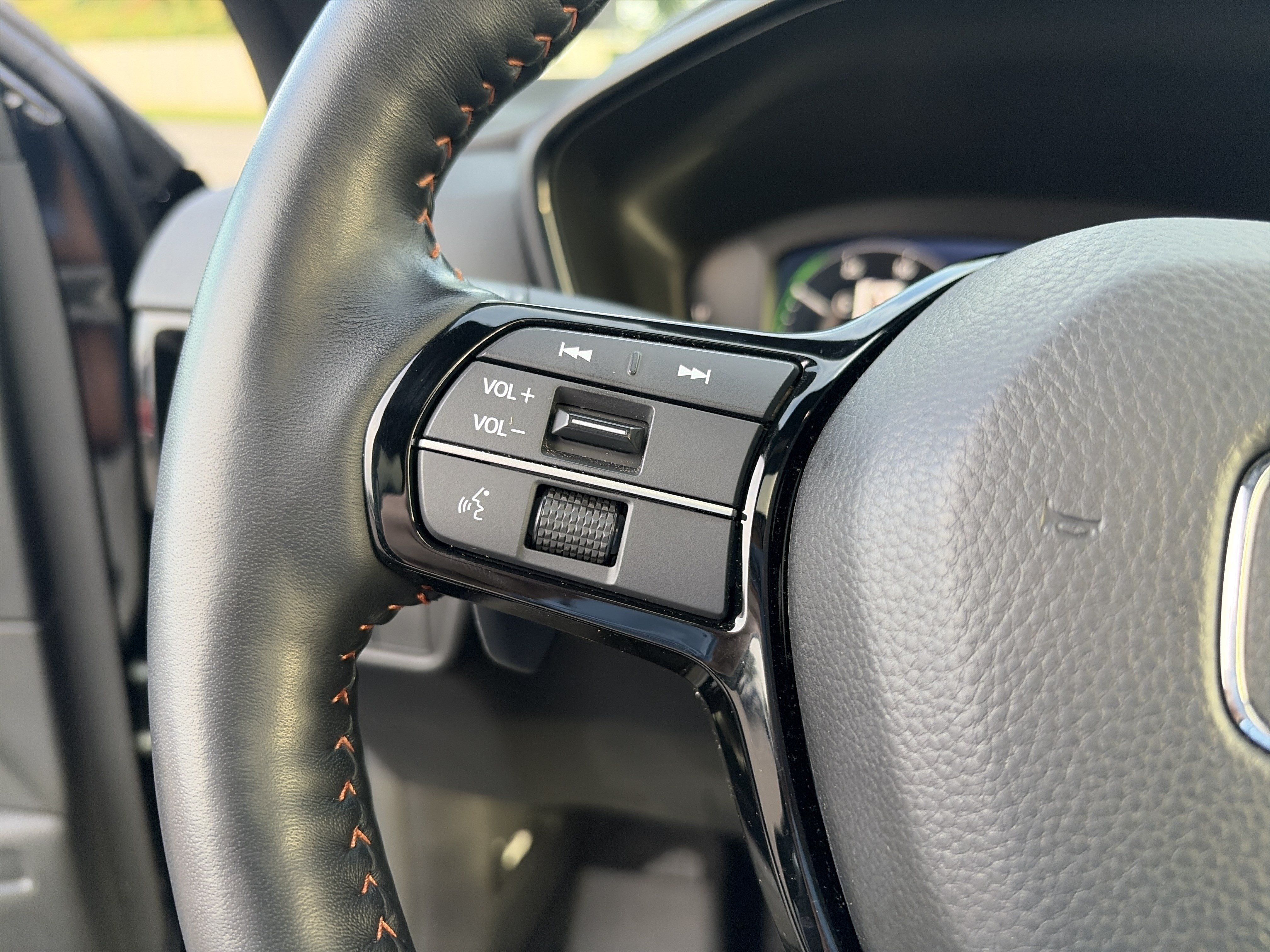Used 2026 Honda CR-V Sport Touring image 32