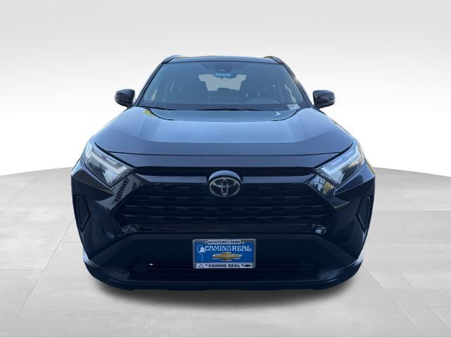 Used 2025 Toyota RAV4 LE AWD/4WD image 8