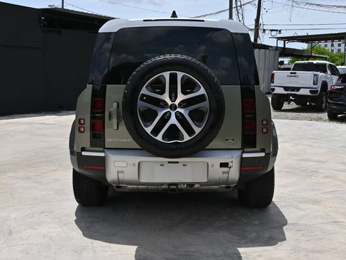 Used 2022 Land Rover Defender 110 S AWD/4WD image 4