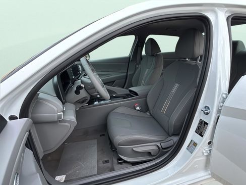 New 2026 Hyundai Elantra Sport FWD image 20