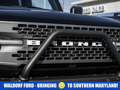 Used 2023 Ford Bronco Badlands image 11