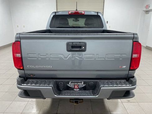 Used 2022 Chevrolet Colorado LT AWD/4WD image 5
