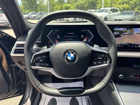 Certified 2025 BMW 330i xDrive Sedan w/ Premium Package AWD/4WD image 28