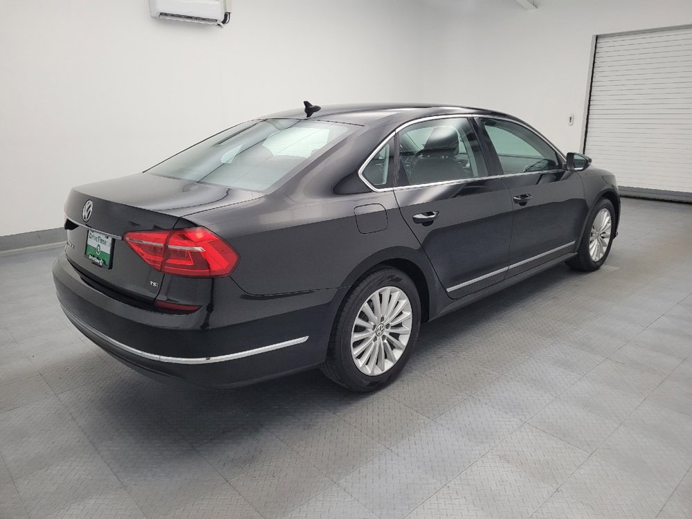Used 2016 Volkswagen Passat 1.8T SE FWD image 10