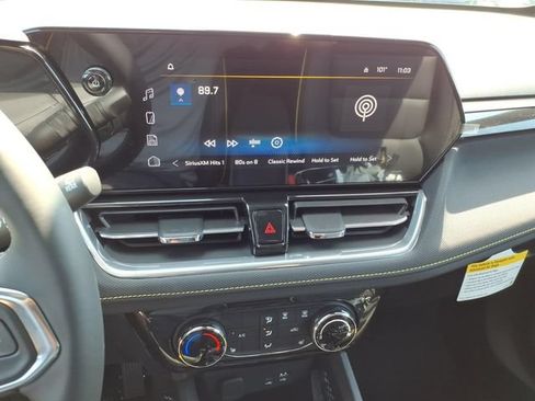 New 2026 Chevrolet TrailBlazer ACTIV FWD image 11