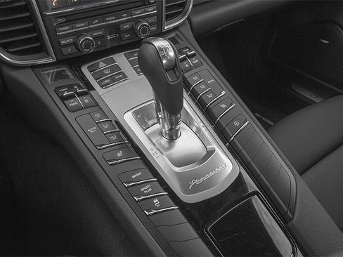 Used 2014 Porsche Panamera 4 w/ Bose Audio Package AWD/4WD image 10