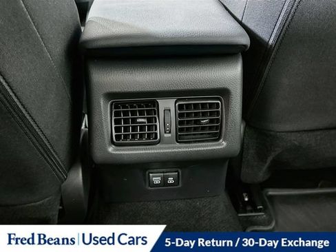 Used 2026 Toyota Camry LE AWD/4WD image 32