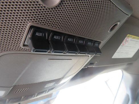 Used 2019 Ford F250 XL w/ Power Equipment Group AWD/4WD image 17