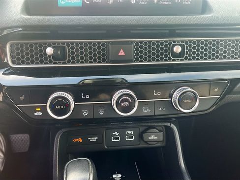 Used 2023 Honda Civic Touring image 16