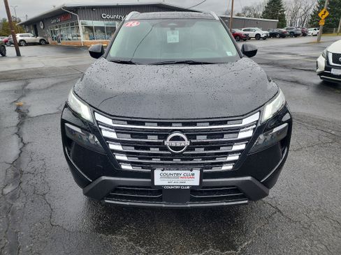 New 2026 Nissan Rogue SV image 3