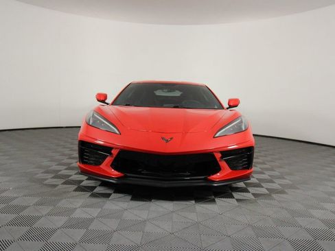 Used 2021 Chevrolet Corvette Stingray w/ Z51 Performance Package image 4