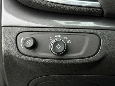 Certified 2022 Buick Encore Preferred w/ Safety Package AWD/4WD image 16