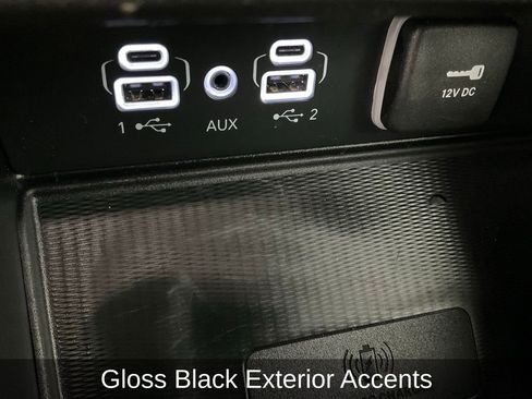 Used 2024 Jeep Grand Cherokee Altitude image 25