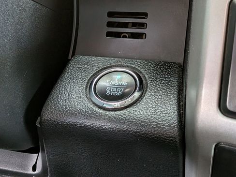 Used 2019 Ford F150 Lariat w/ Equipment Group 502A Luxury image 24