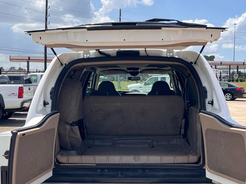 Used 2001 Ford Excursion Limited image 25