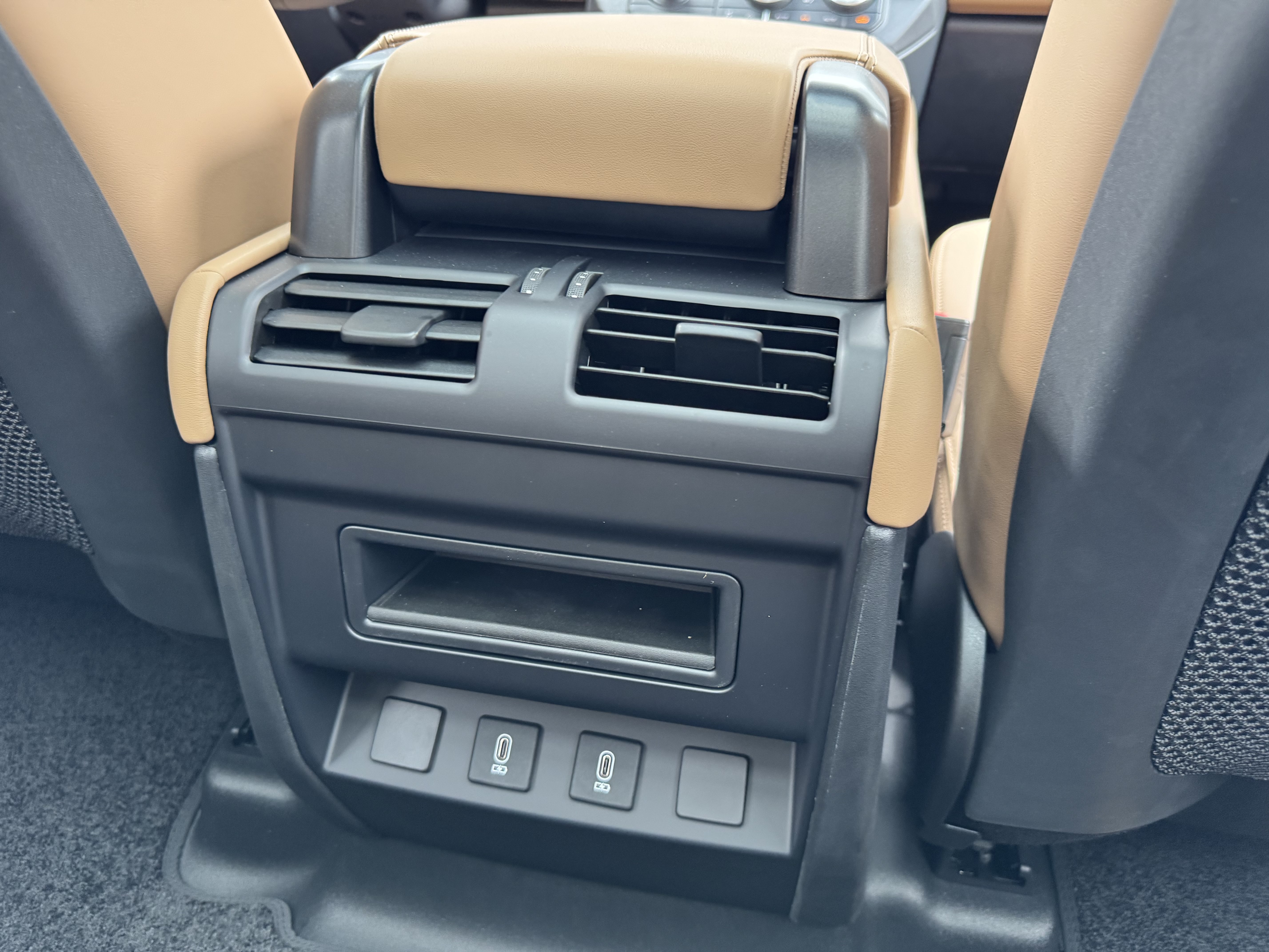 New 2026 Land Rover Defender 110 S AWD/4WD image 28