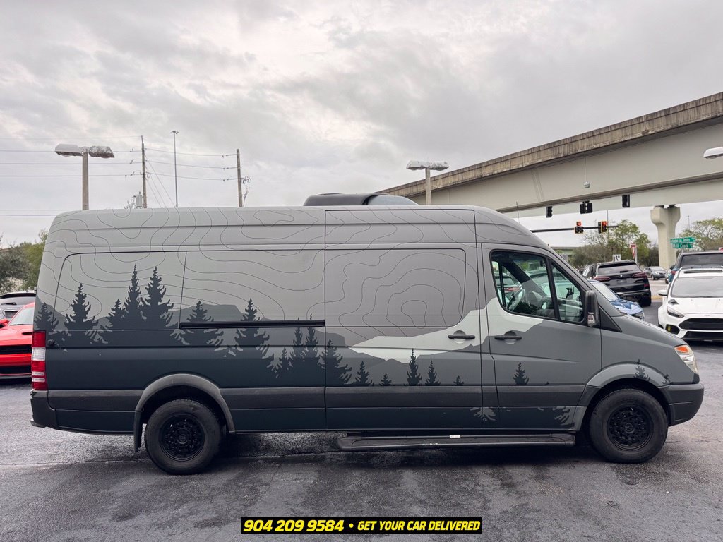 Used 2011 Mercedes-Benz Sprinter 2500 image 6