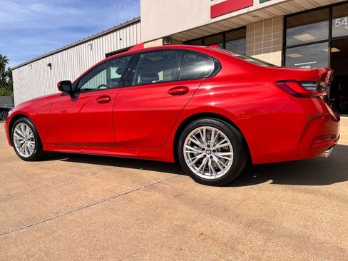 Used 2023 BMW 330i xDrive Sedan w/ Convenience Package AWD/4WD image 3