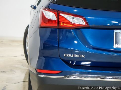 Used 2021 Chevrolet Equinox LT FWD image 8
