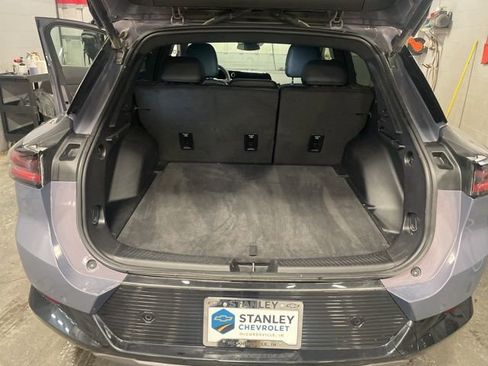 Used 2025 Chevrolet Equinox EV LT w/ Convenience Package image 38