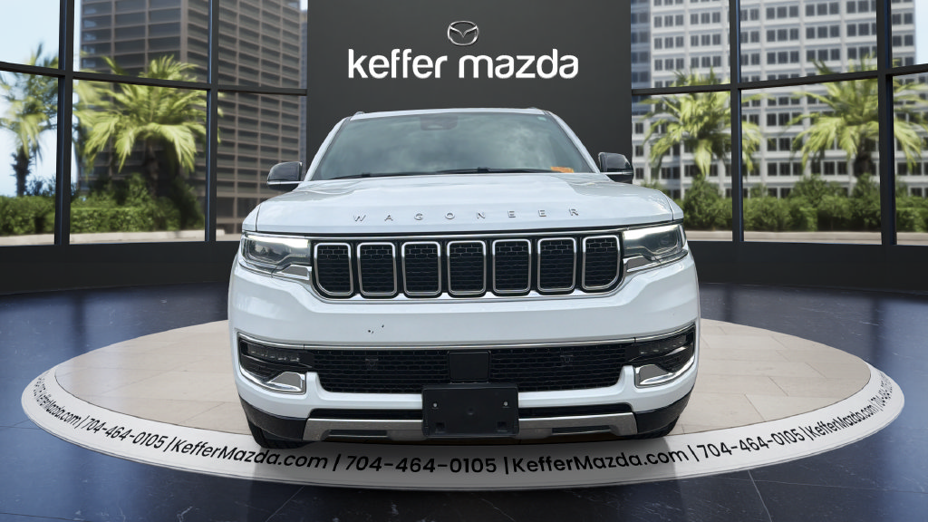 Used 2024 Jeep Wagoneer L Series III AWD/4WD image 2