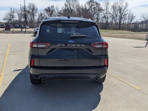 Used 2024 Ford Escape ST-Line w/ Cold Weather Package image 4