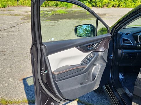 Used 2019 Subaru Crosstrek 2.0i Limited w/ Moonroof Package AWD/4WD image 15