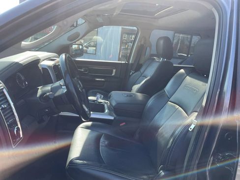 Used 2017 RAM 1500 Laramie w/ Convenience Group image 20