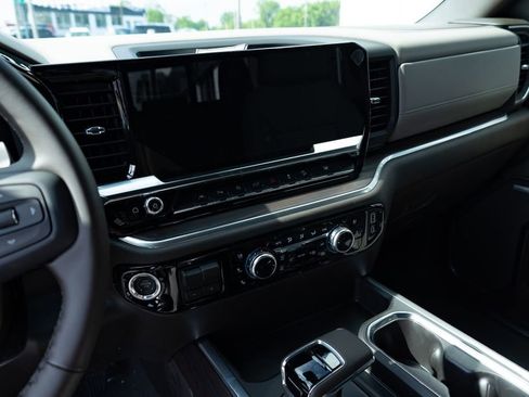 New 2026 GMC Sierra 1500 SLT AWD/4WD image 20
