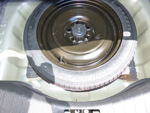 Used 2016 Ford Fusion SE FWD image 33