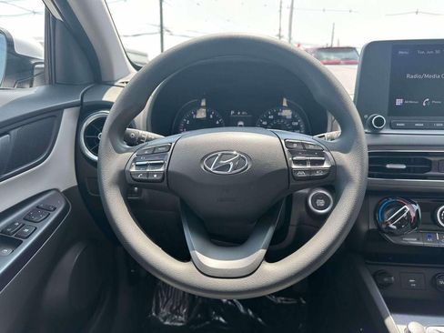 Used 2023 Hyundai Kona SEL w/ Winter Weather Package AWD/4WD image 13