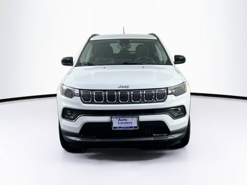 Used 2022 Jeep Compass Latitude AWD/4WD image 2