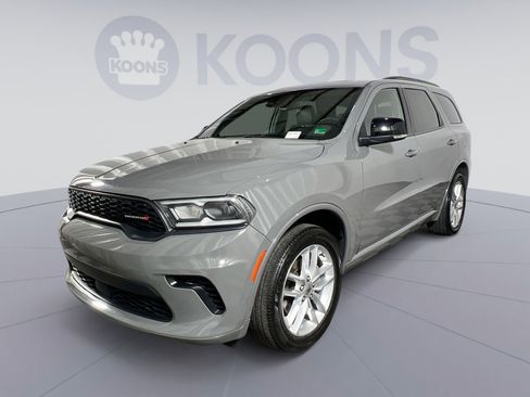 Used 2024 Dodge Durango GT image 1