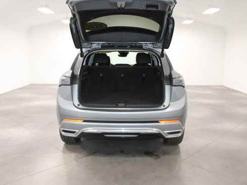 Used 2024 Buick Envision Avenir image 16