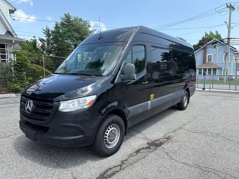 Used 2019 Mercedes-Benz Sprinter 2500 w/ Acoustic Package image 2