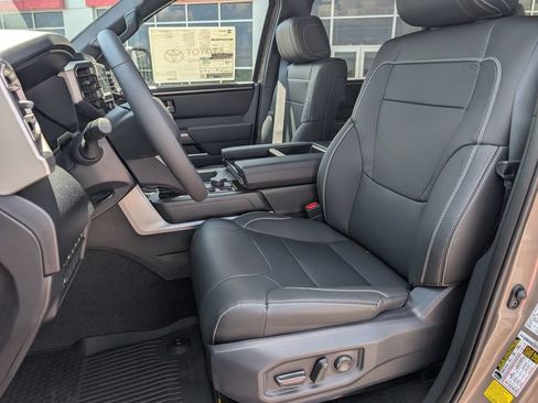 New 2026 Toyota Tundra SR5 AWD/4WD image 12