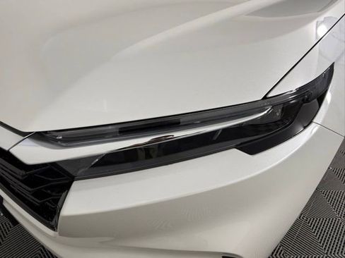 Used 2026 Honda CR-V EX image 11