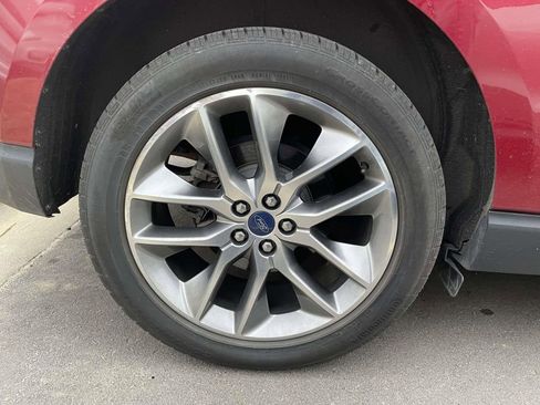 Used 2017 Ford Edge Titanium w/ Equipment Group 302A image 5