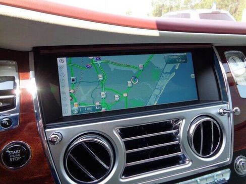 Used 2017 Rolls-Royce Ghost image 31