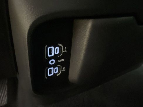 Used 2025 RAM 1500 Tradesman RWD image 31