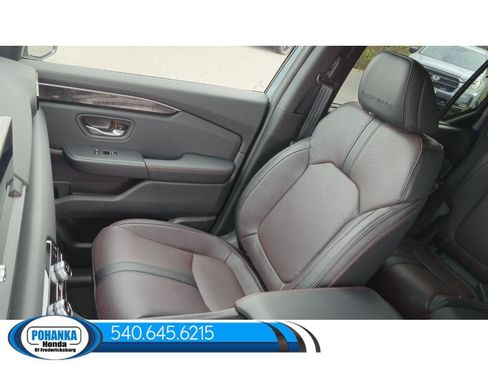New 2025 Honda Pilot Black Edition image 32