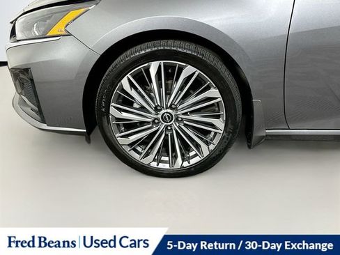 Used 2024 Nissan Altima 2.5 SL AWD/4WD image 39