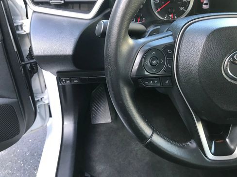 Used 2022 Toyota Corolla SE image 14