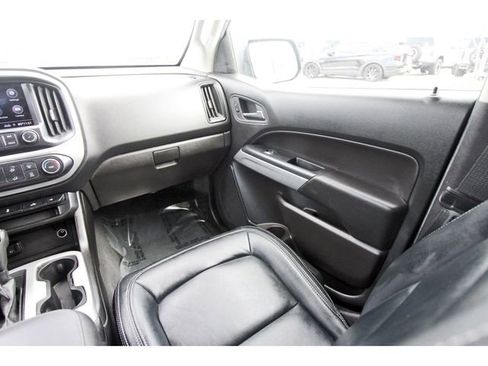 Used 2021 Chevrolet Colorado LT w/ LT Convenience Package image 9