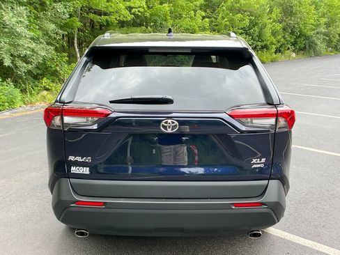 Used 2025 Toyota RAV4 XLE Premium w/ Weather Package AWD/4WD image 4
