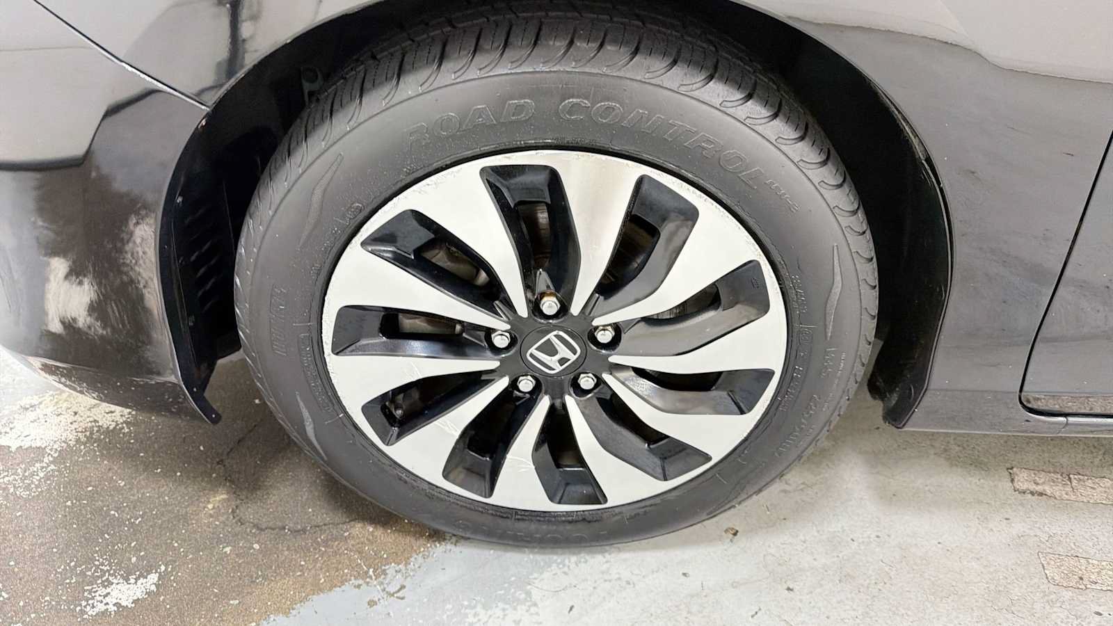 Used 2015 Honda Accord EX-L image 10