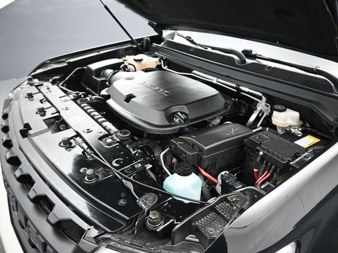 Used 2022 Chevrolet Colorado ZR2 w/ Colorado ZR2 Bison Edition image 47