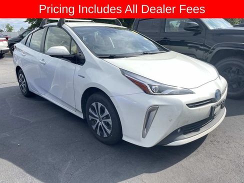 Used 2020 Toyota Prius LE AWD/4WD image 13