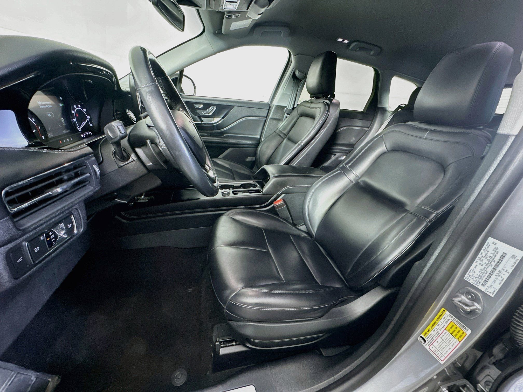 Used 2021 Lincoln Corsair FWD image 13