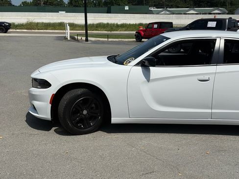 Used 2023 Dodge Charger SXT RWD image 11